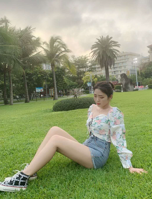 武汉兼职丰满小妹